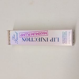Too faced lip injection maximum plump New